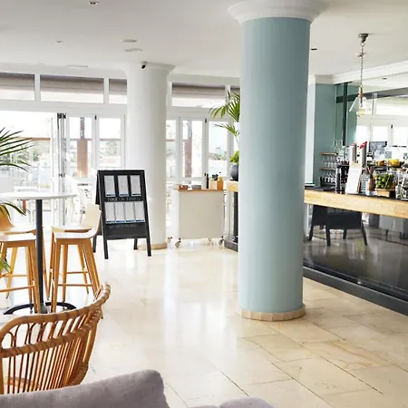 Coral Ocean View - Adults Only Szálloda 4*