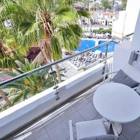 Hotel Coral Ocean View - Adults Only