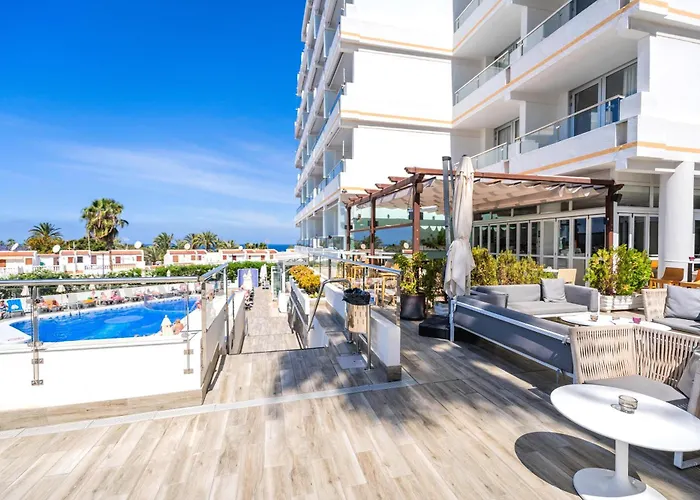 Coral Ocean View - Adults Only מלון