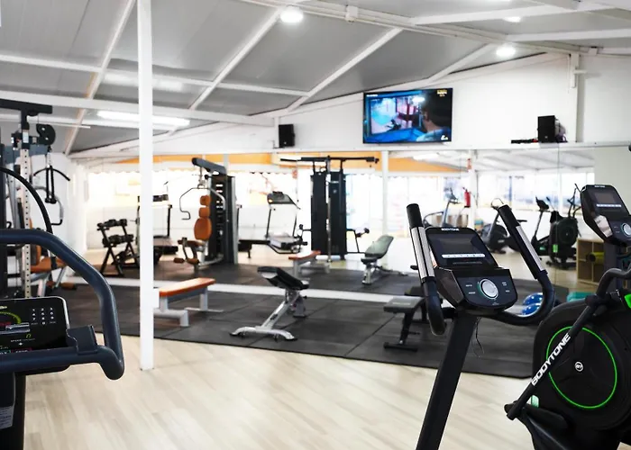 מלון Coral Ocean View - Adults Only