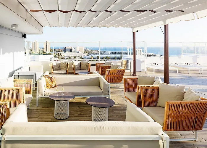 Coral Ocean View - Adults Only מלון