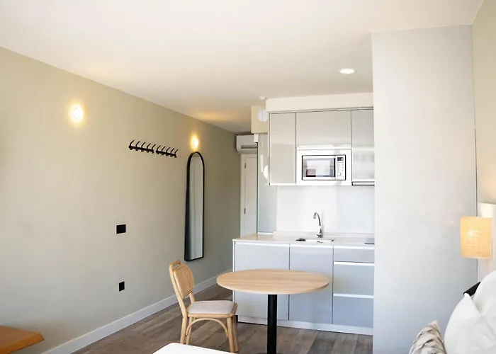 מלון Coral Ocean View - Adults Only 4*